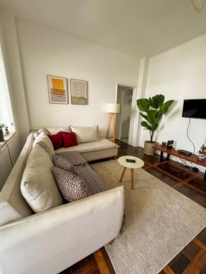 Stunning 3-Bedroom Flat in the Heart of Ipanema